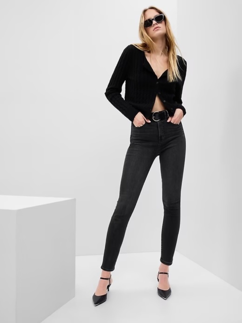 Sky High True Skinny Jeans with Secret Smoothing Pockets